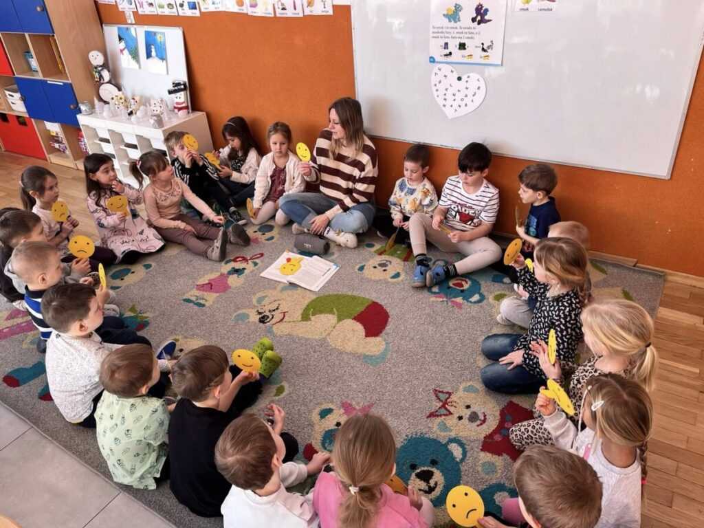 Jeszcze trochę w walentynkowym klimacie zrealizowaliśmy temat „Każdy potrzebuje miłości”💖 9 24 Scaled 2 1024x768